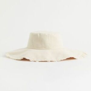 H & M - COTTON CANVAS‎ SUN HAT - BEIGE